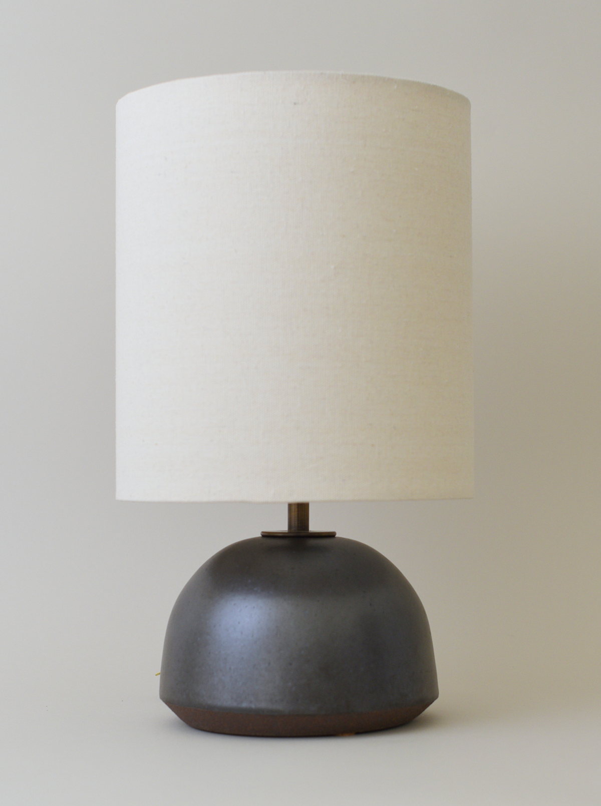 Small Agnes Lamp - Iron Black