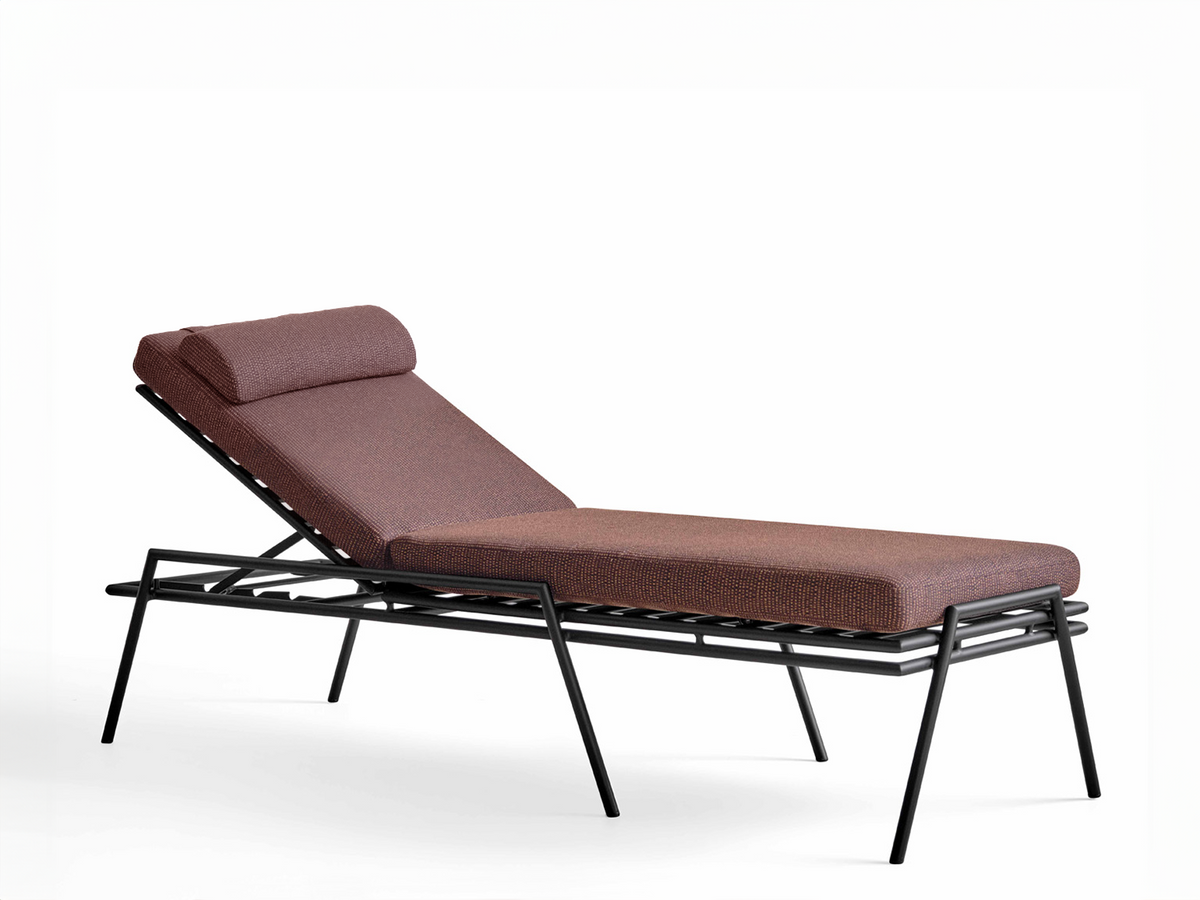 Hinterland Outdoor Chaise