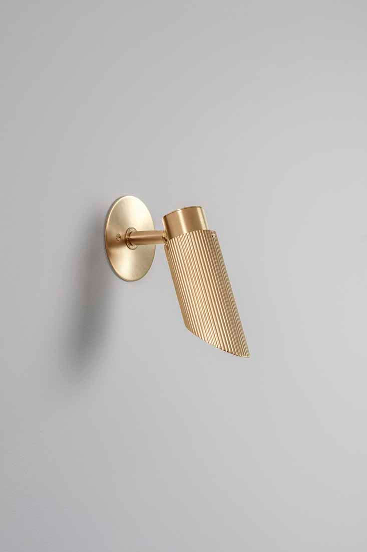 Spot Pro Wall Light