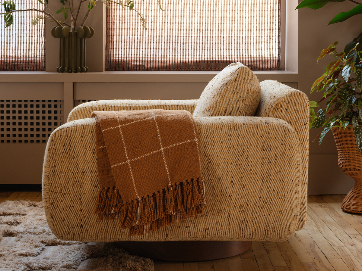 Mesa Swivel Chair