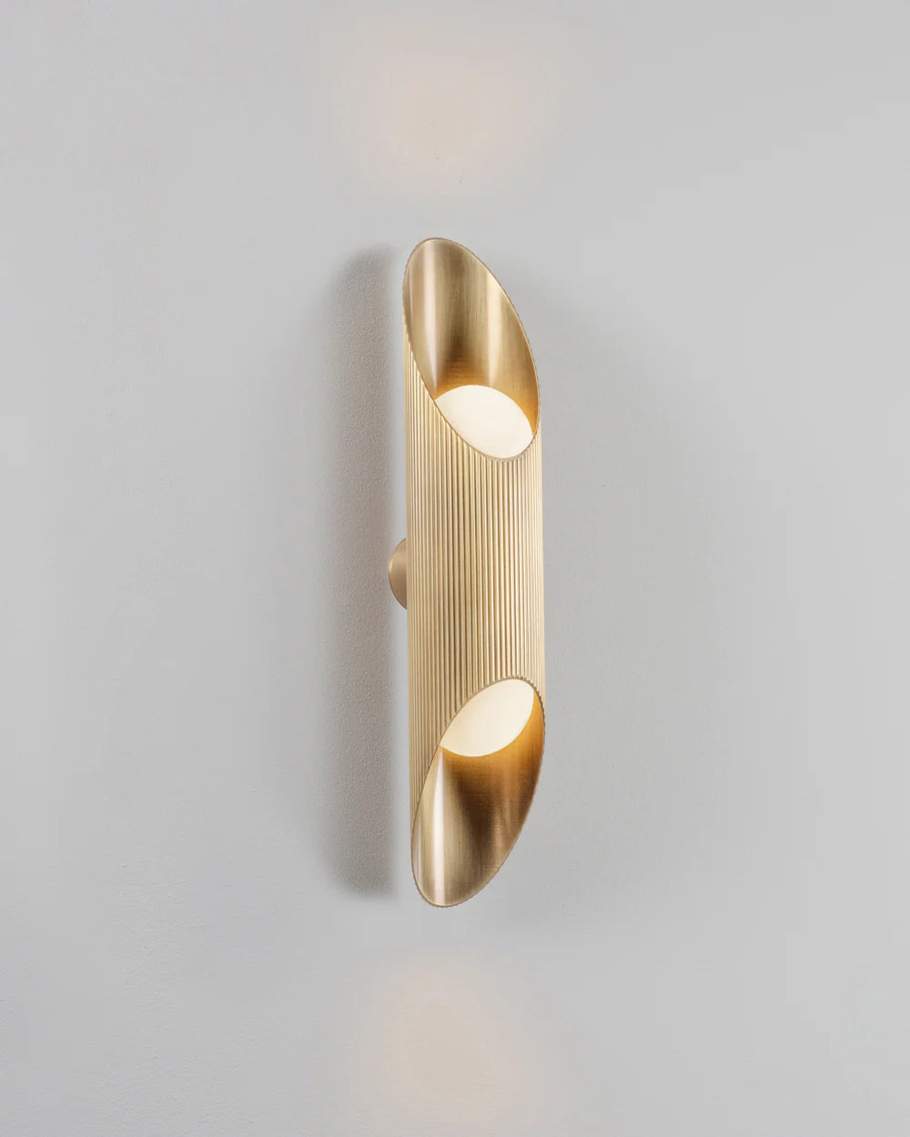 Vector Wall Lamp