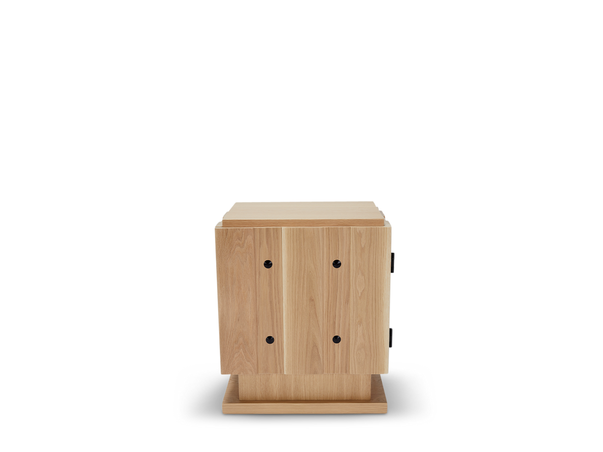 Ojai Daystand