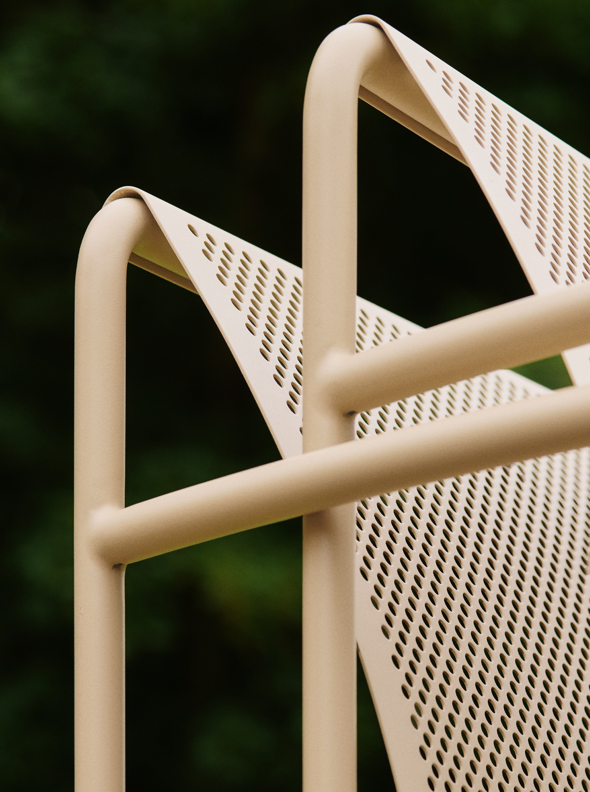 Dapple Lounge Chair with Arms