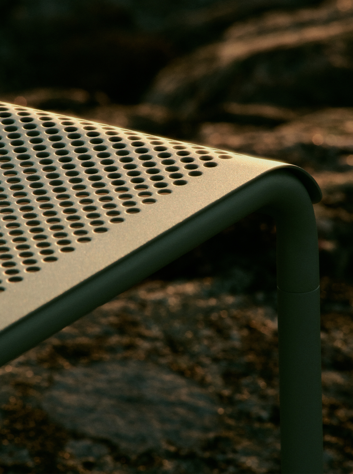 Dapple Bench