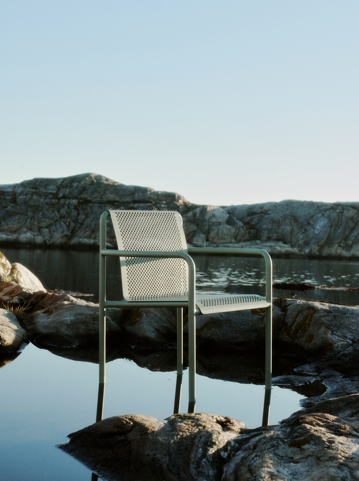 Dapple Chair with Arms