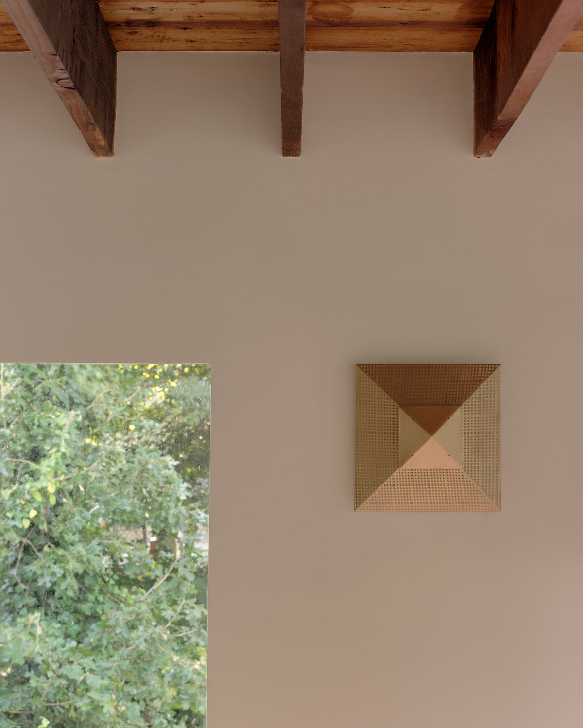 Pyramid Sconce