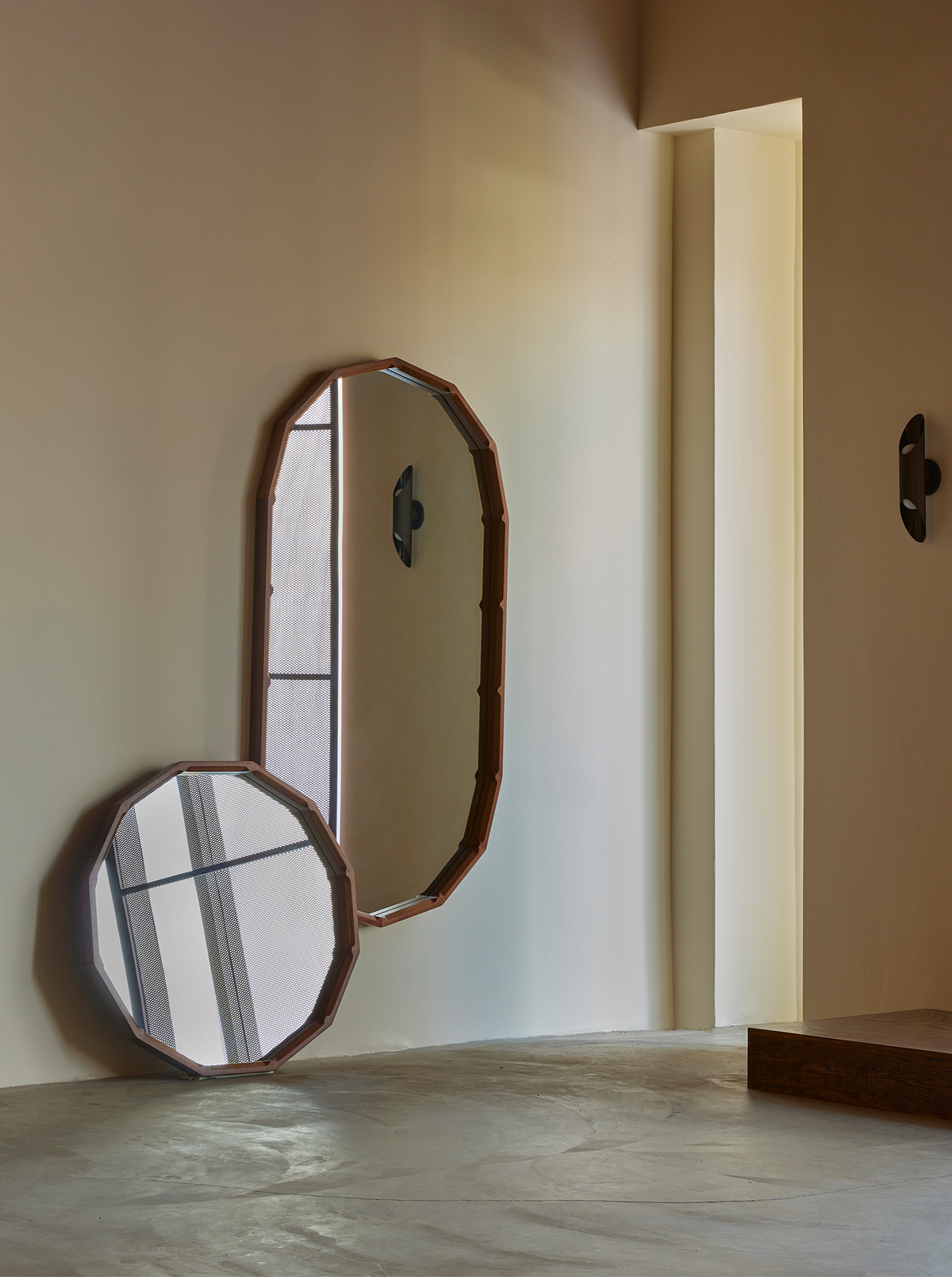 Facet Mirror