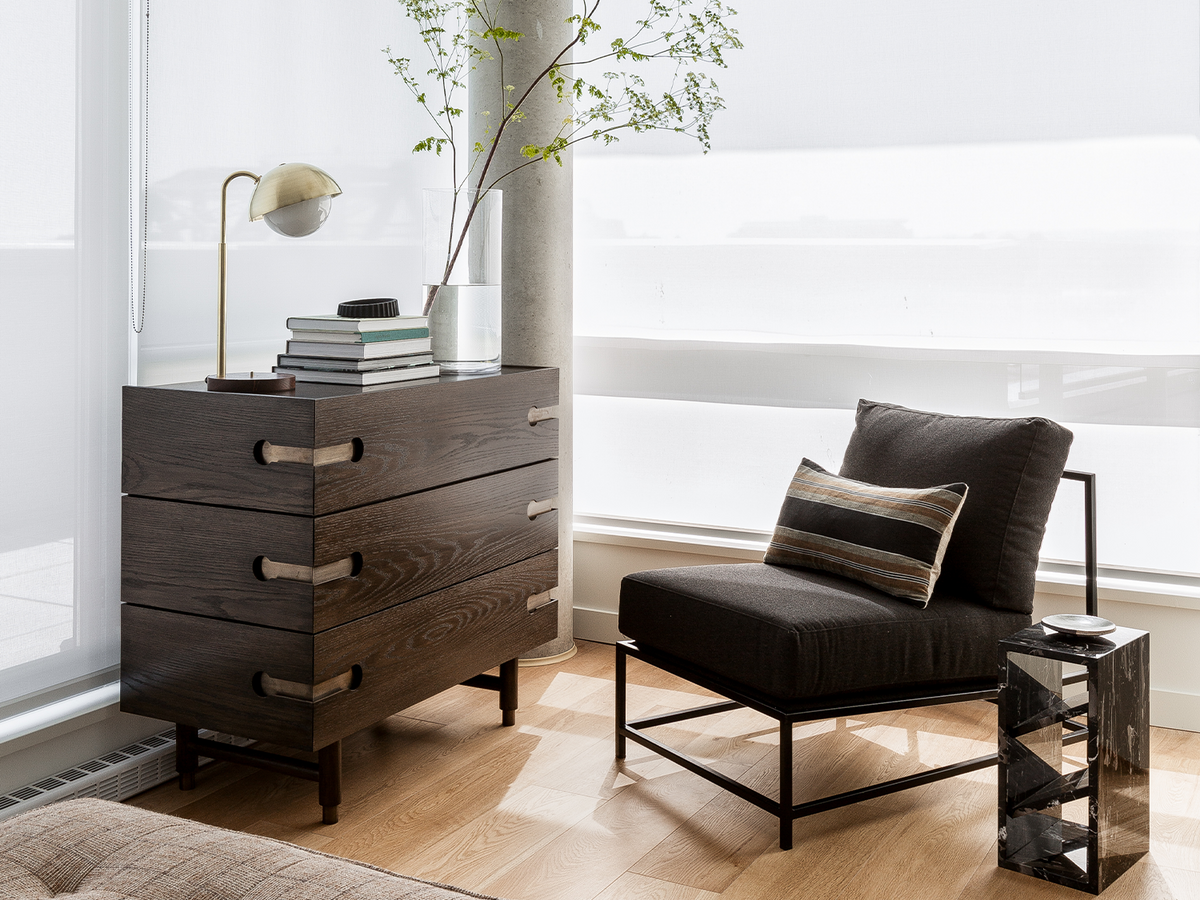 Niguel Dresser