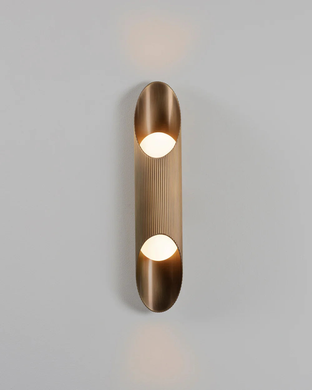 Vector Wall Lamp