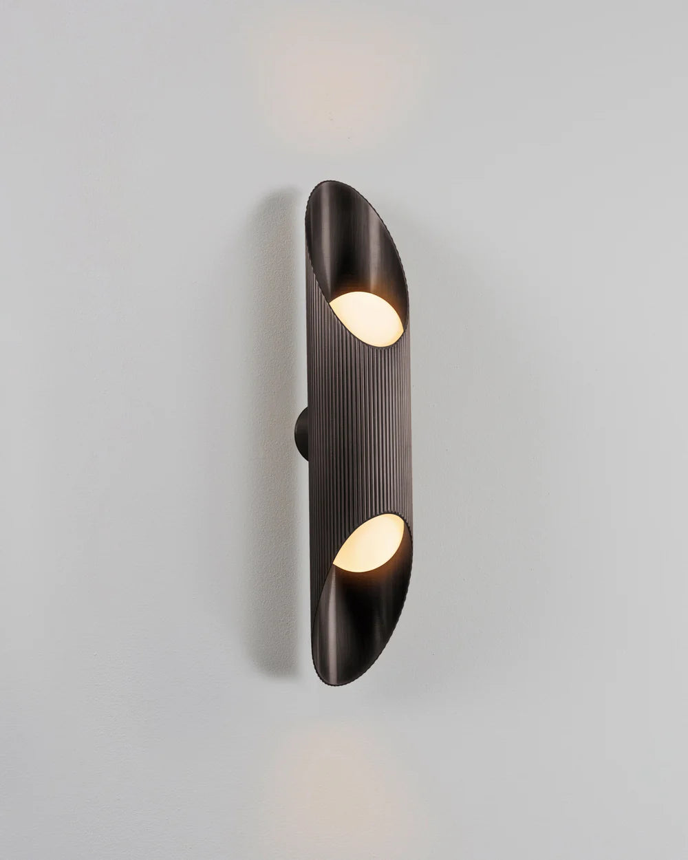 Vector Wall Lamp
