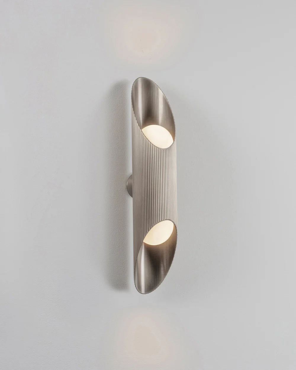 Vector Wall Lamp