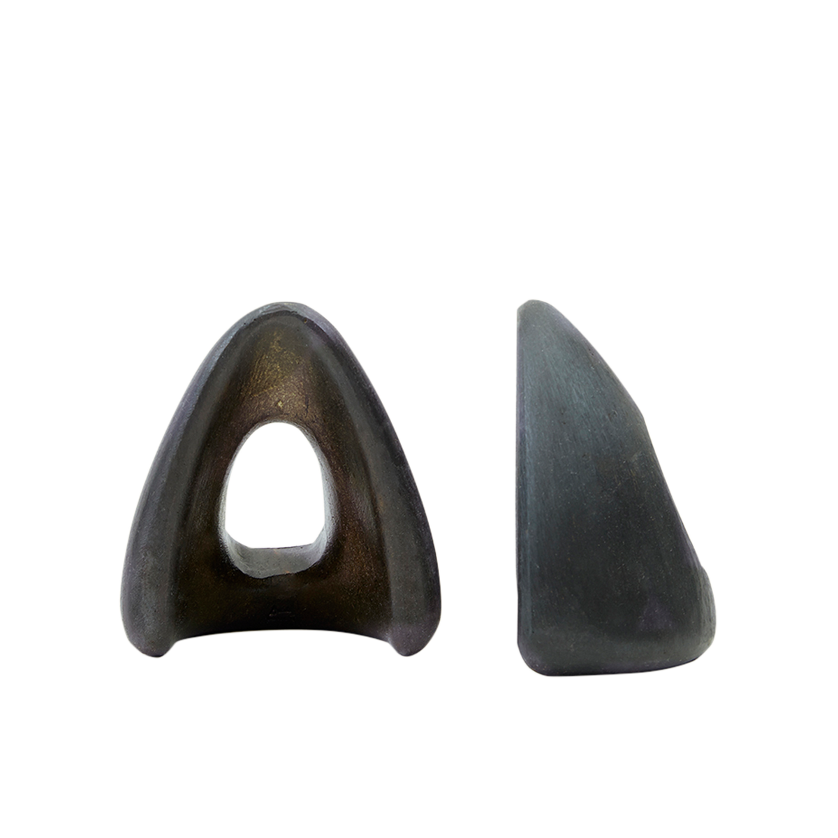 #4635 Pebble Bookends with Cutout
